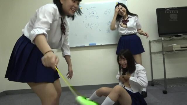 KRU-141 Shooting in Tokyo Girls’ School Playful playful erotic videos Uniform beautiful girl who innocently plays erotic without worrying about boys’ eyes Part.9