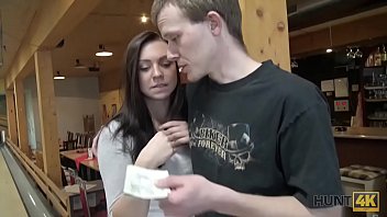 HUNT4K. Guy penetrates attractive beauty while cuckold plays bowling