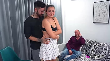 “Los Mancheguitos” and their dirty cuckold fantasies, DP for Lucia included