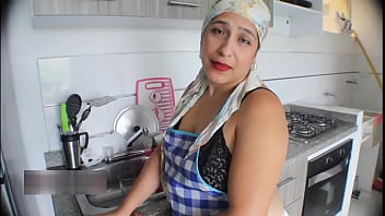 My maid is so delicious, I fuck her to give her a good score and not get fired from her job – Porn in Spanish