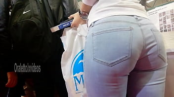 Turkish Candid –  White Jean Perfect Butt